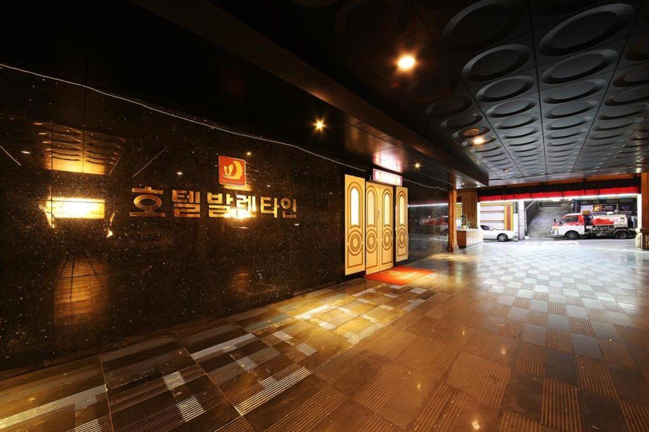 Hotel Valentine Gwangmyeong Екстериор снимка