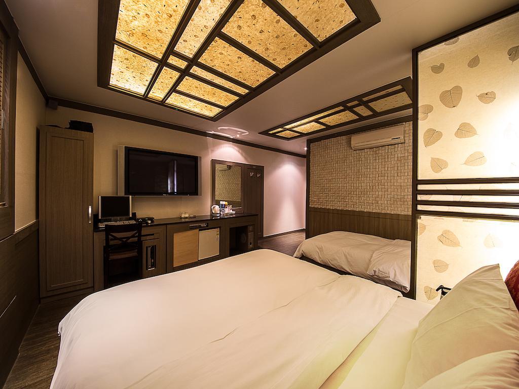 Hotel Valentine Gwangmyeong Екстериор снимка