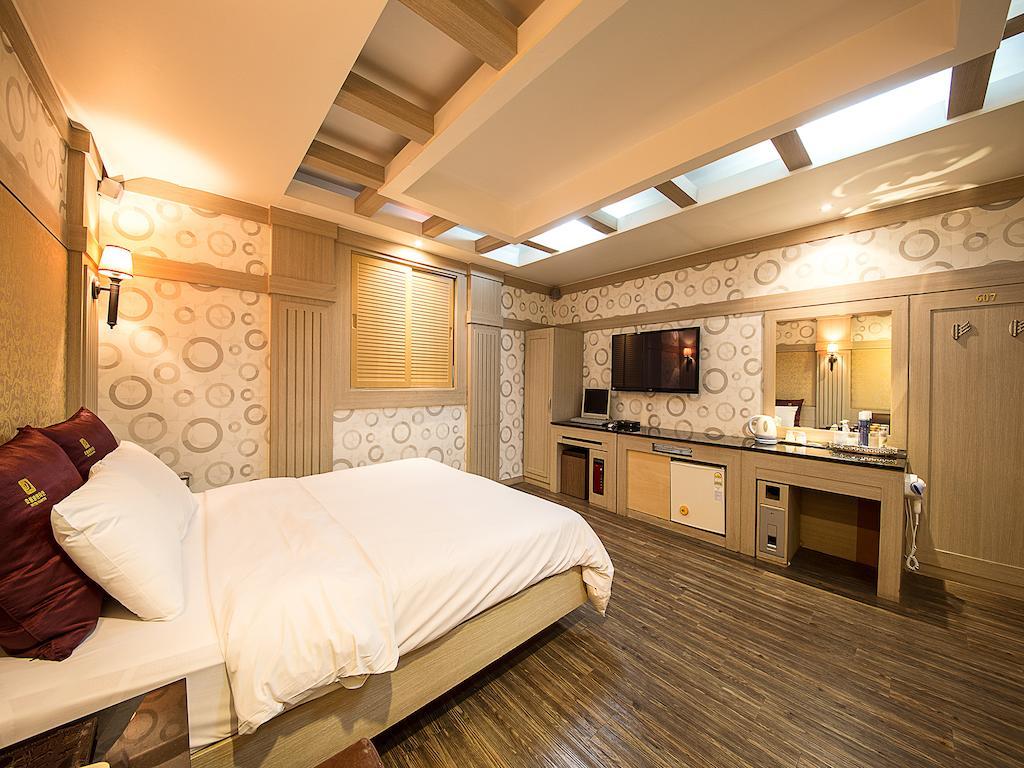 Hotel Valentine Gwangmyeong Екстериор снимка