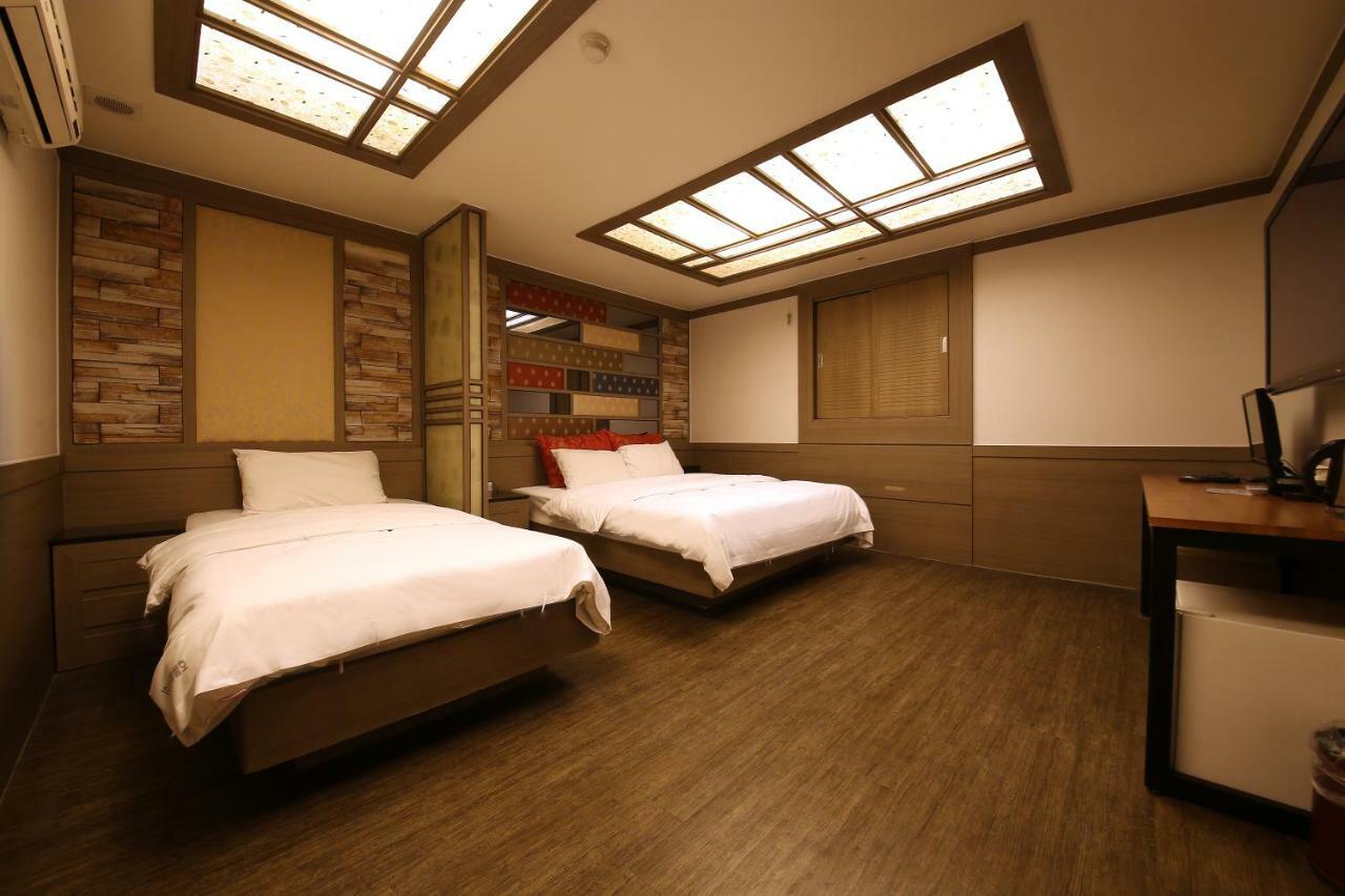 Hotel Valentine Gwangmyeong Екстериор снимка