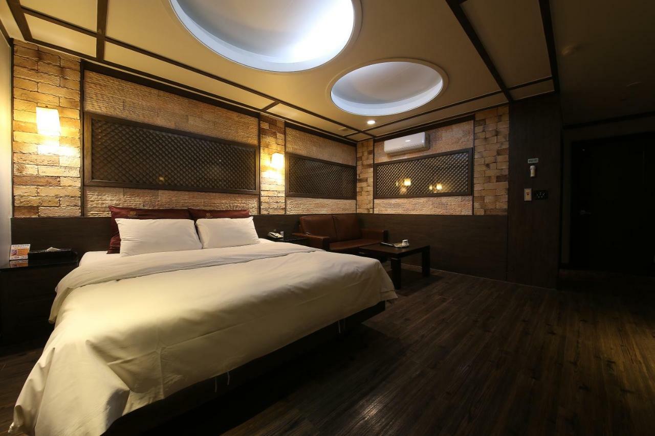 Hotel Valentine Gwangmyeong Екстериор снимка